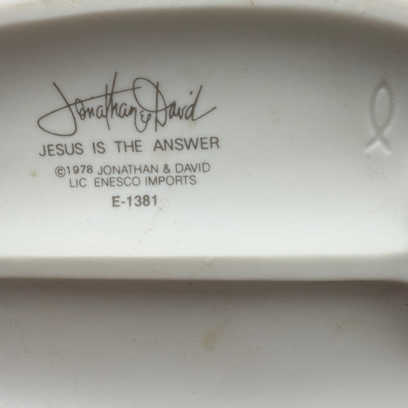 Precious Moments Jesus is the Answer Figurine E-1381 Boy & Globe 1978 Mint W/Box - Picture 11 of 17